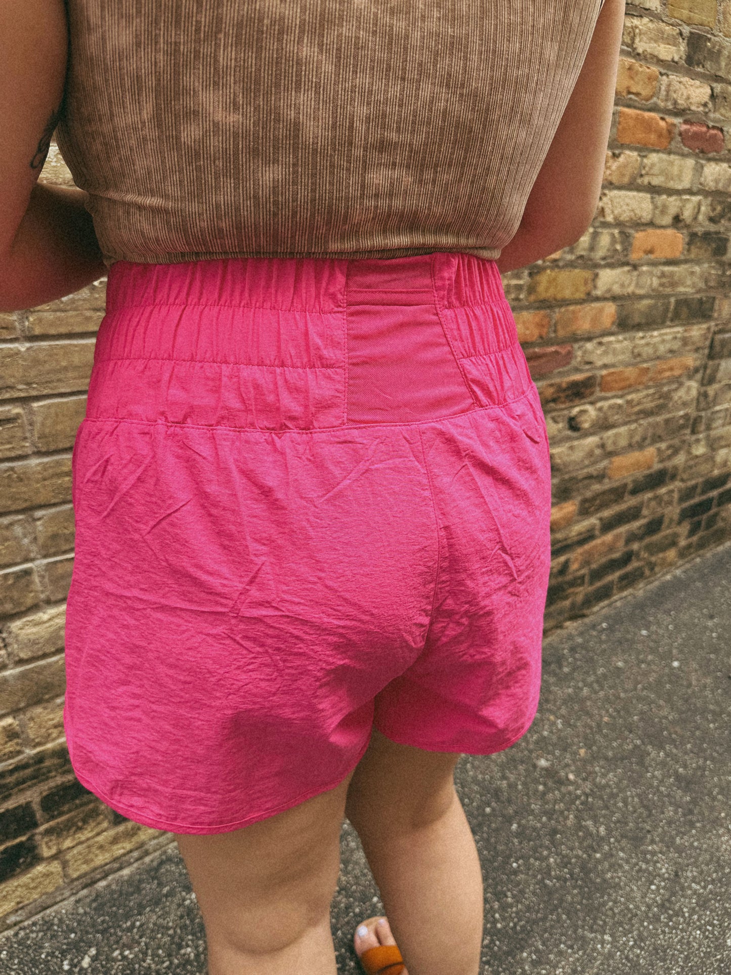 Windbreaker Running Shorts - Fuchsia